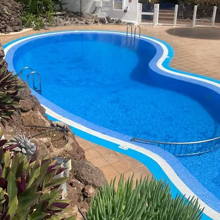 Apartman First Line Ocean Front, Sunny Terrace, 1 Bedroom *