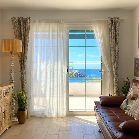 First Line Ocean Front, Sunny Terrace, 1 Bedroom