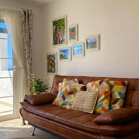 Apartman First Line Ocean Front, Sunny Terrace, 1 Bedroom *